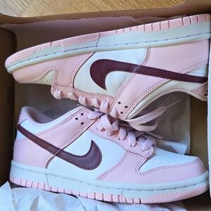 Nike Dunk Low 3.5y Pink Foam/rose Mousse New With Box